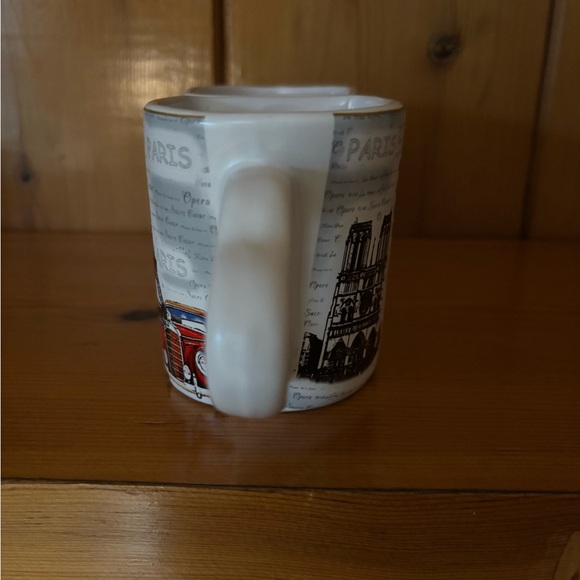 Paris Themed Heart Handle Mugs, set of 2 from France - Picture 4 of 13